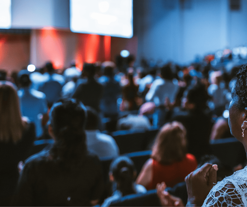 Group Sales Magic: Attracting and Managing Large Audiences