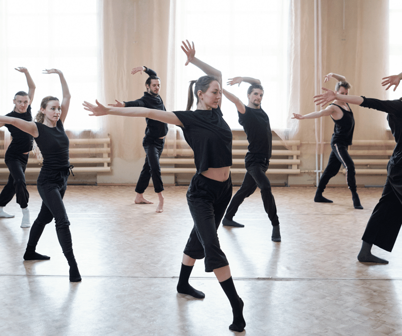 8 Warm Up Games and Exercises for Your Next Dance Rehearsal